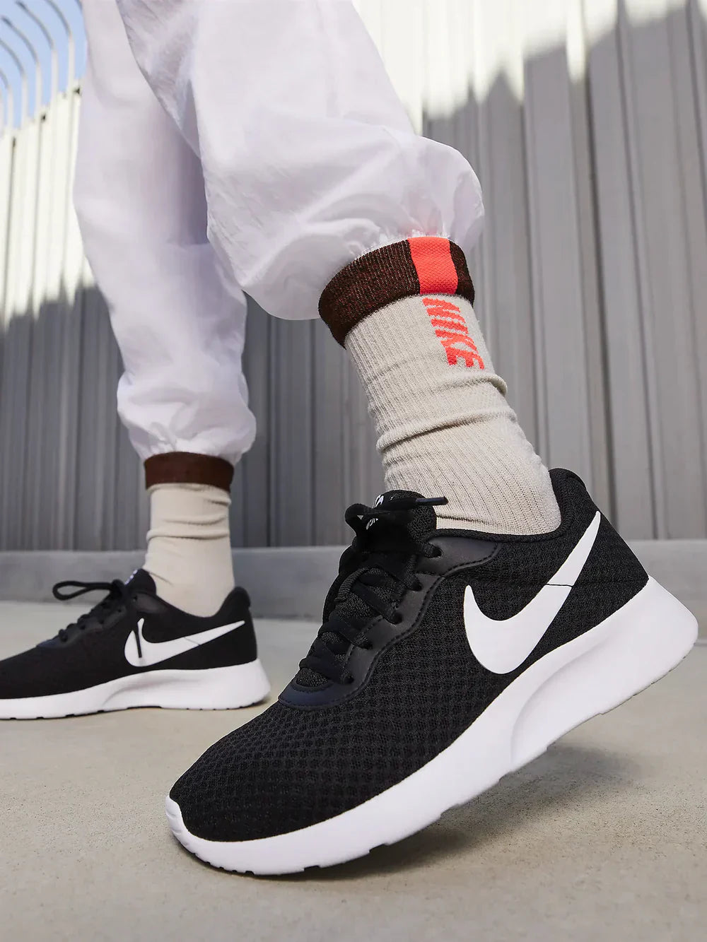 Nike Tajun